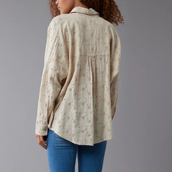 American Eagle Outfiters Eyelet Embroidered Oversized Fit Shirt.NWOT. - Picture 7 of 8